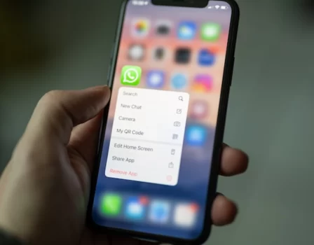 Como criar enquetes no WhatsApp?